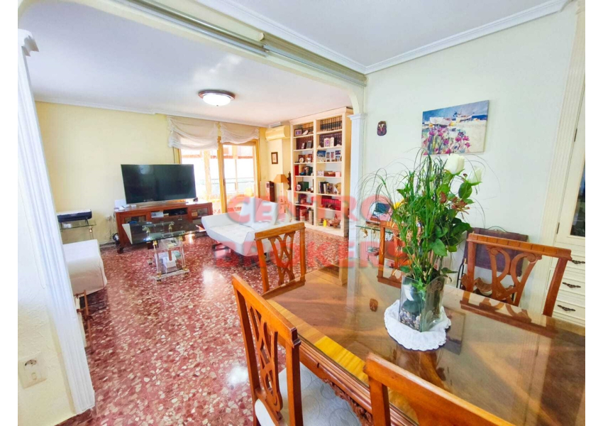 Apartament z 2 sypialniami 100 metrów od plaży w Cullera, Walencja